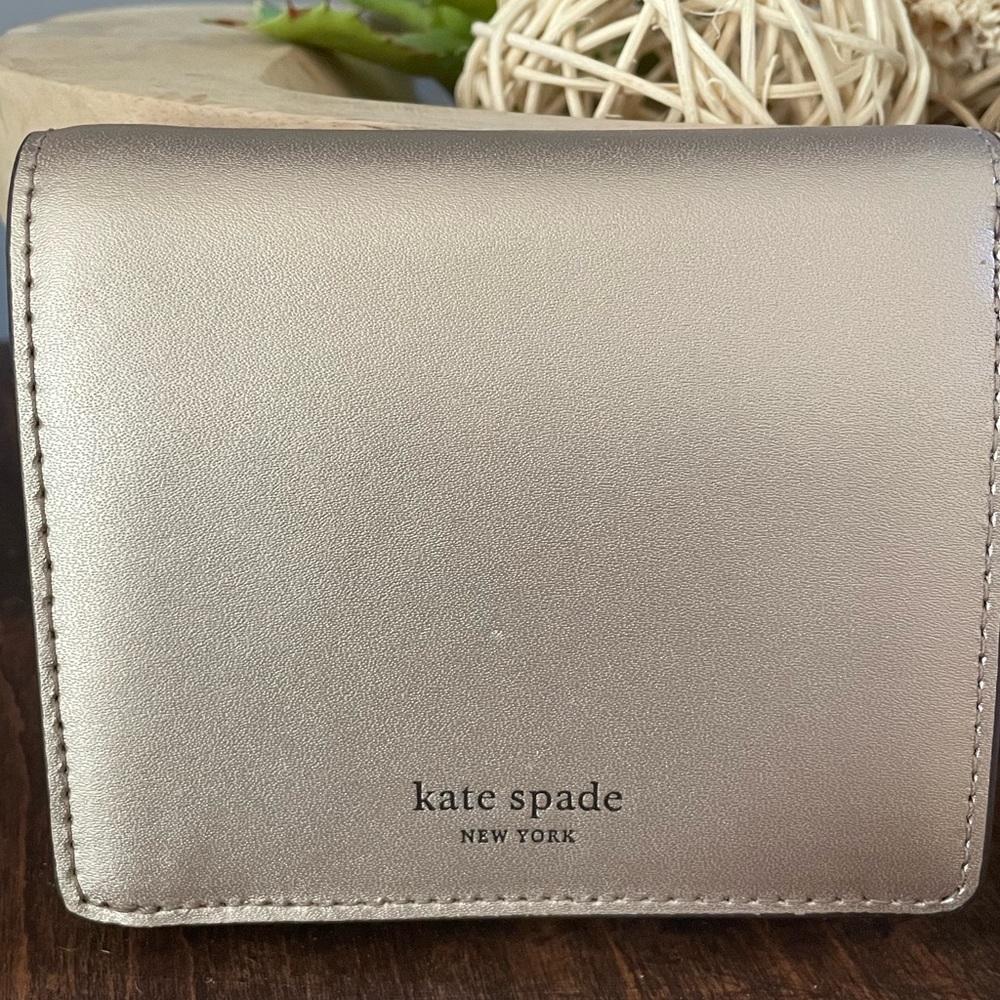 Kate Spade Nadine Small Bifold wallet